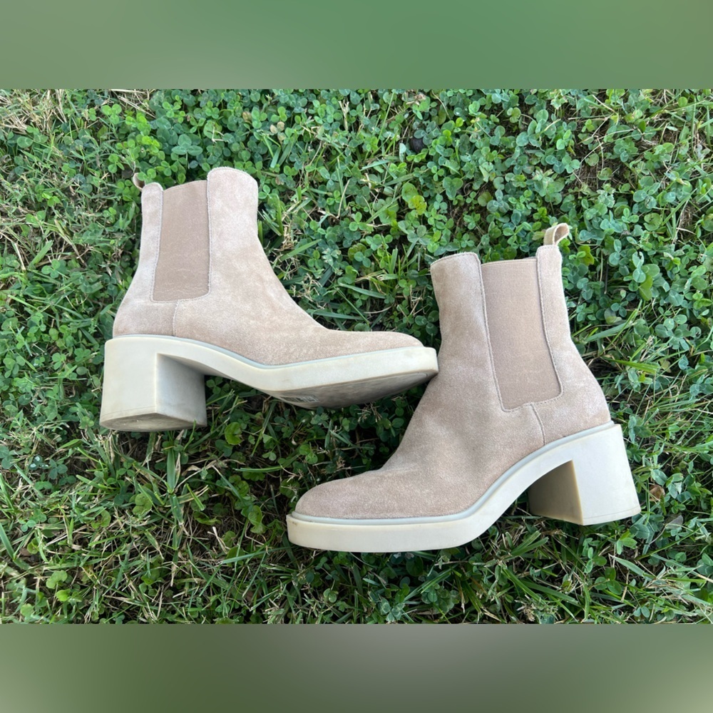 Dolce Vita Gunner Woman’s Suede Taupe Brown Heeled Boots Size 9M - Picture 2 of 8